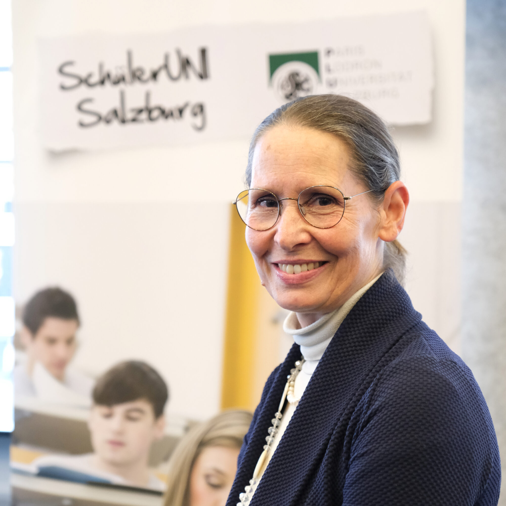 SchülerUNI Ass. Prof. Mag. Dr. Eleonora Hübner