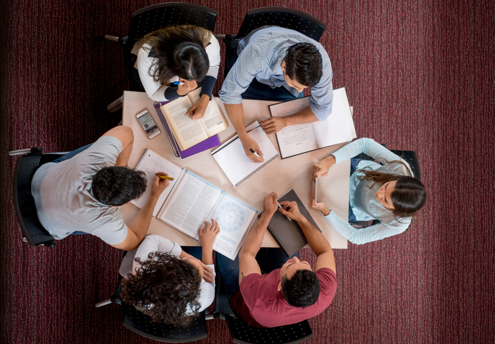 Gruppenbild von Studierenden